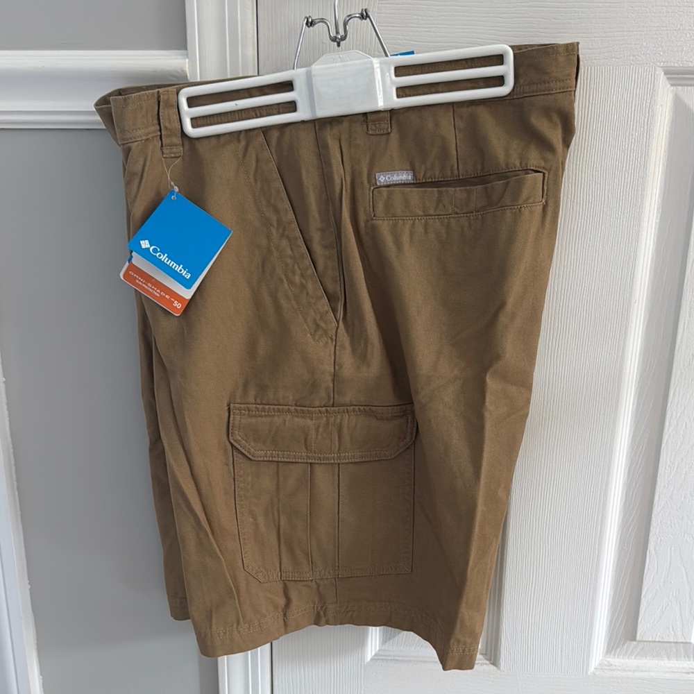 Columbia Brown Cargo Shorts Modern Classic